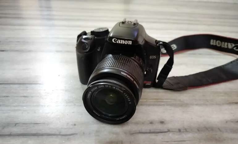 Canon DSLR EOS Xsi